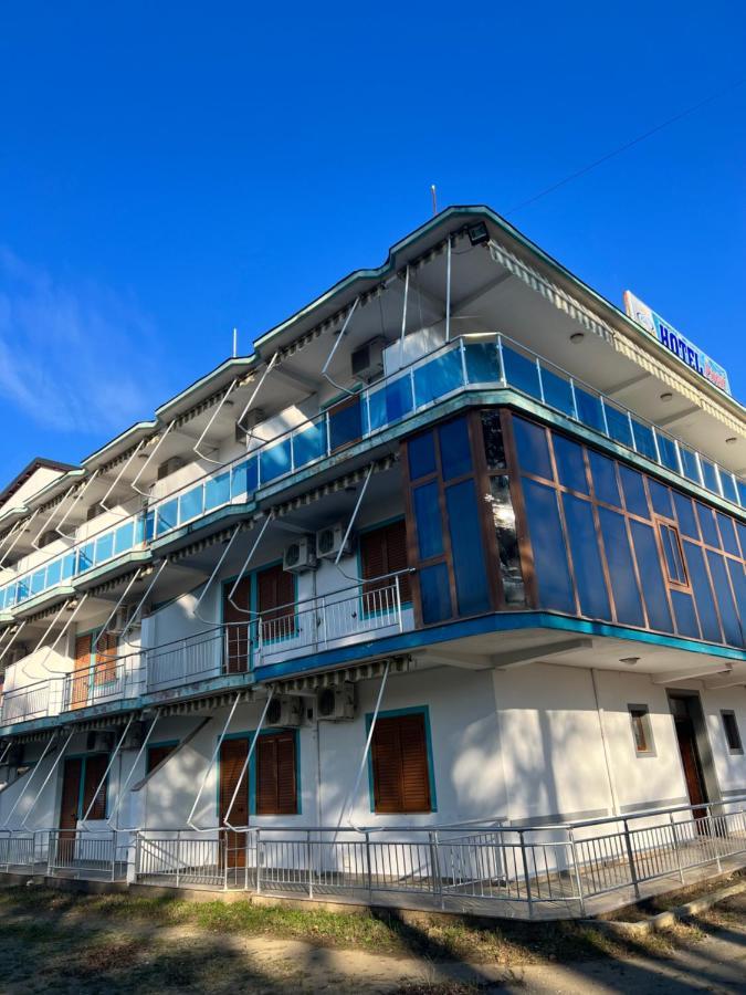 Kamberi Hotel & Apartments 2 Velipojë Buitenkant foto