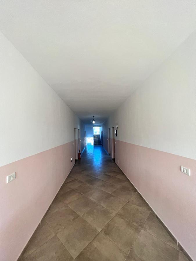Kamberi Hotel & Apartments 2 Velipojë Buitenkant foto