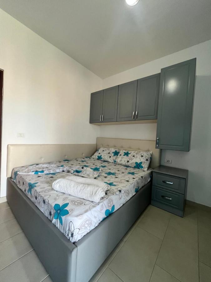 Kamberi Hotel & Apartments 2 Velipojë Buitenkant foto